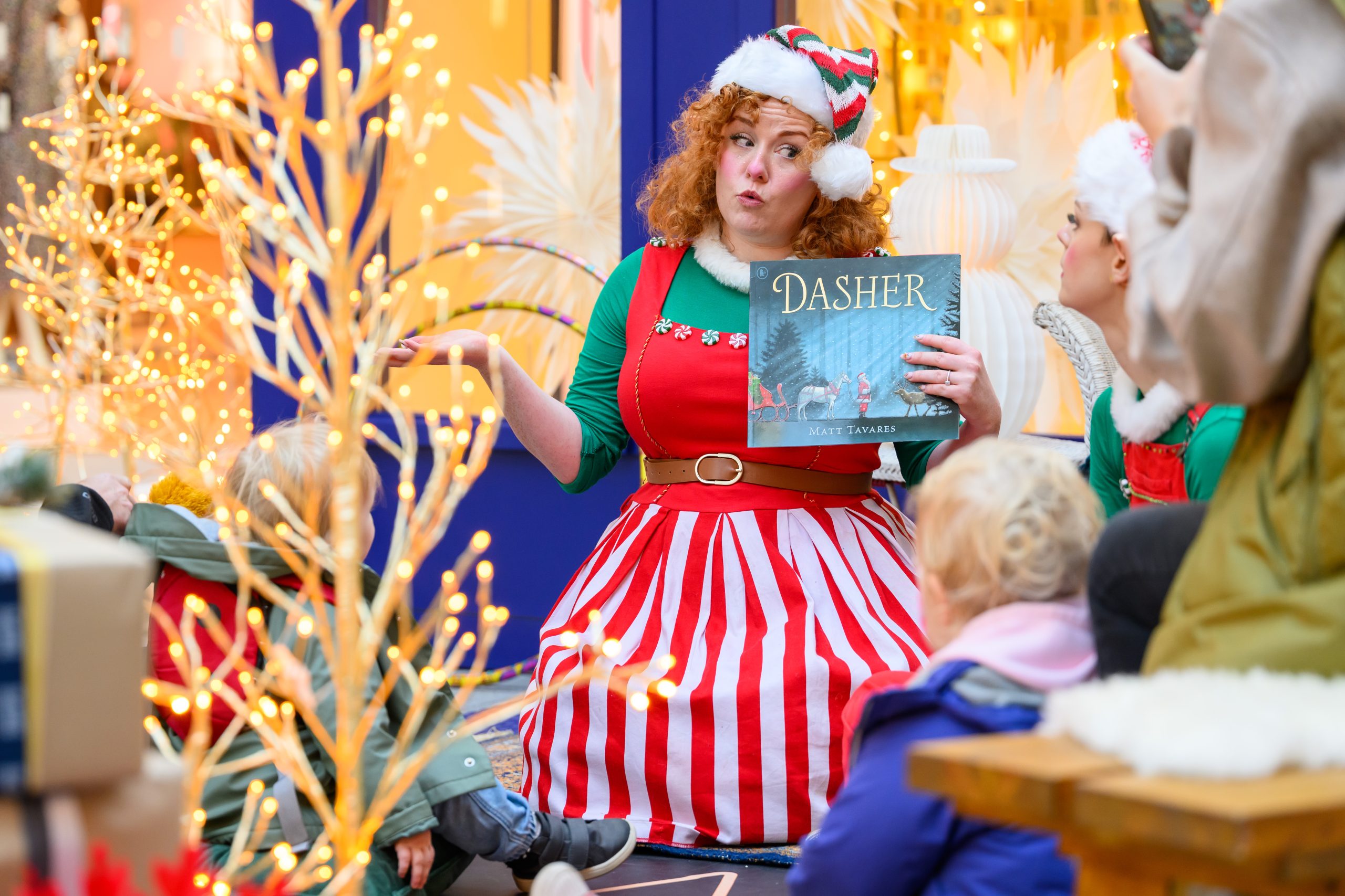 St James Quarter, Christmas Elves and story telling